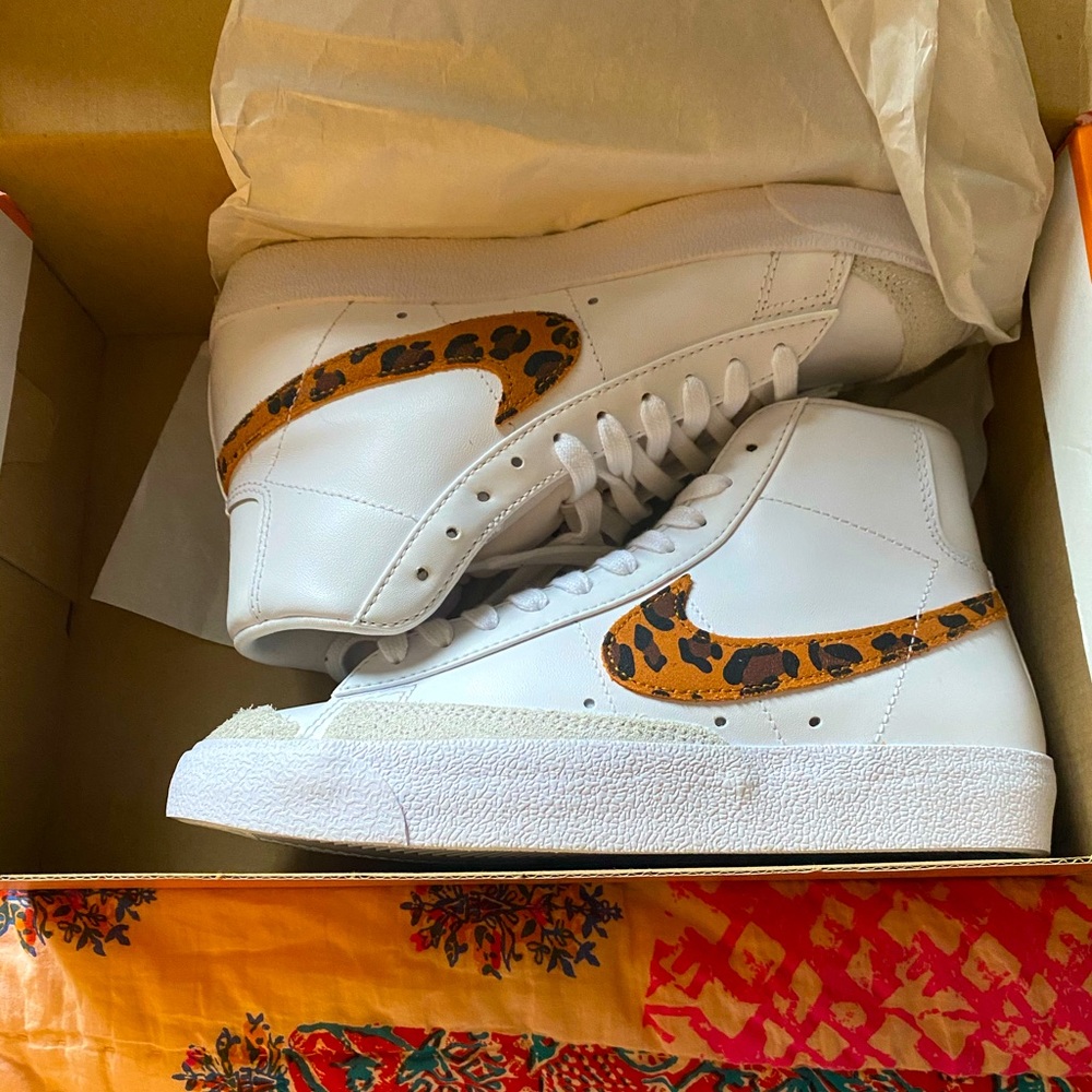 Nike blazer leopard high tops - Picture 1 of 6